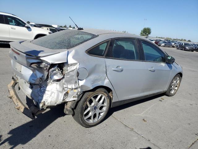 VIN 1FADP3F25FL294709 2015 Ford Focus, SE no.3