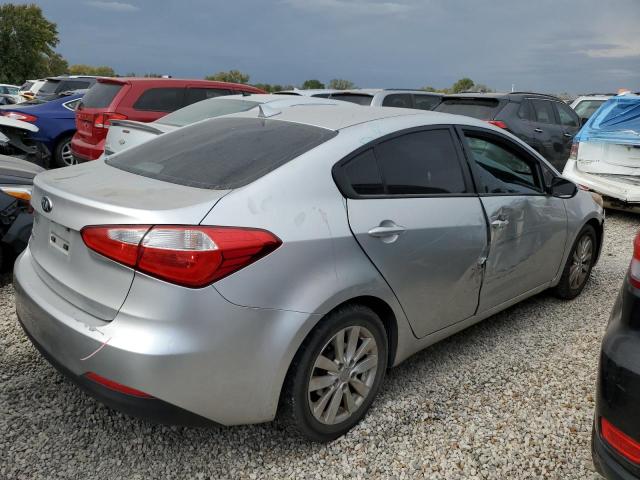 VIN KNAFX4A61F5274493 2015 KIA FORTE no.3