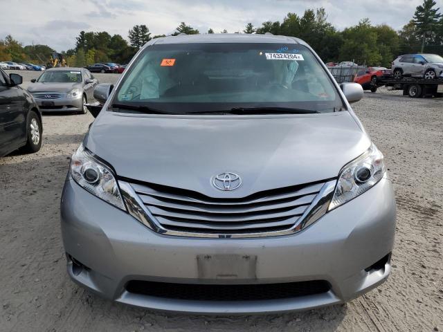 VIN 5TDJK3DC4FS095284 2015 Toyota Sienna, LE no.5