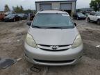 TOYOTA SIENNA LE photo