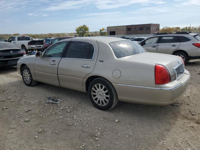 LINCOLN TOWN CAR S 2007 cream sedan 4d gas 1LNHM82W07Y624752 photo #3