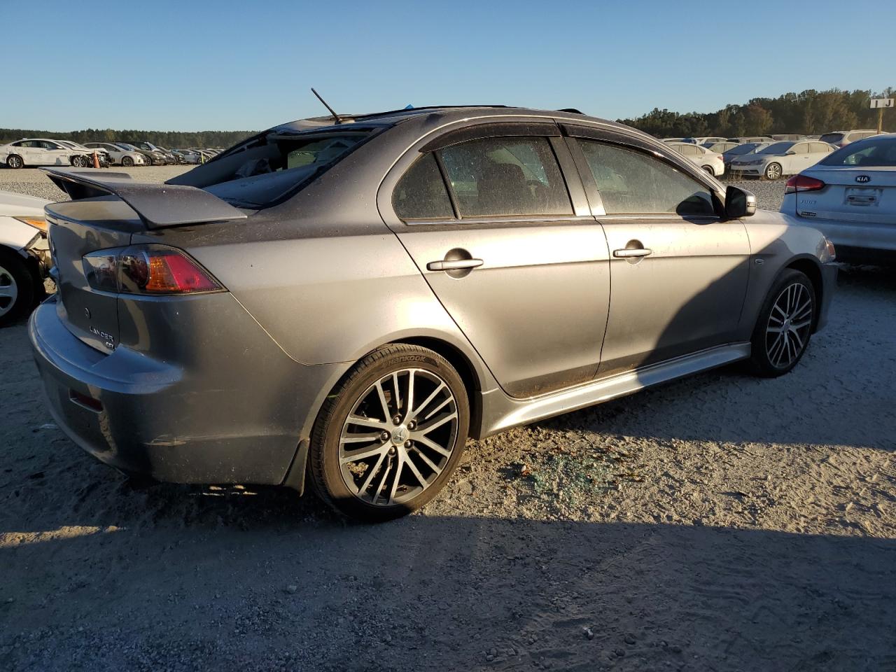 Lot #2902550925 2017 MITSUBISHI LANCER ES