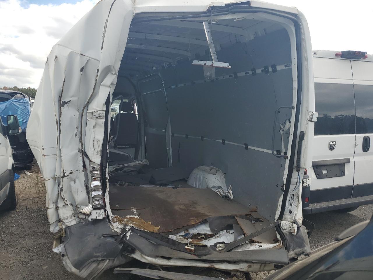 MERCEDES-BENZ SPRINTER 2500