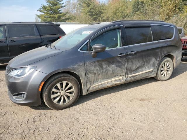 VIN 2C4RC1BG6HR734237 2017 Chrysler Pacifica, Touri... no.1