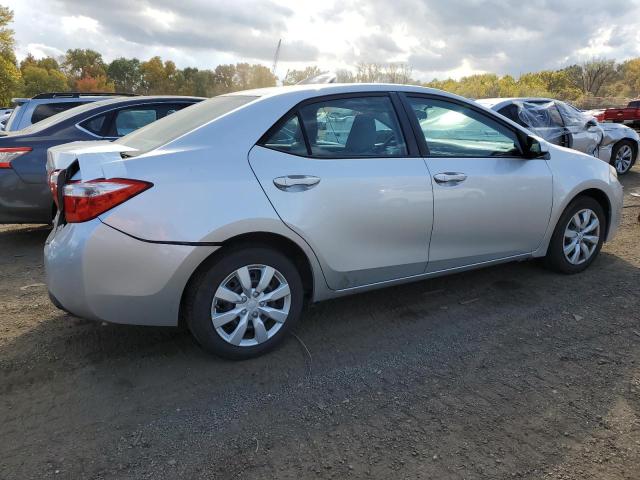 VIN 2T1BURHE7FC305561 2015 Toyota Corolla, L no.3