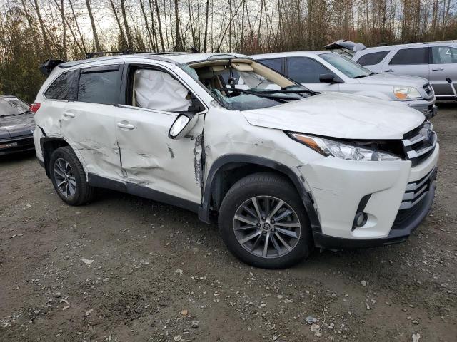 VIN 5TDJGRFH4KS076306 2019 Toyota Highlander, Hybrid no.4