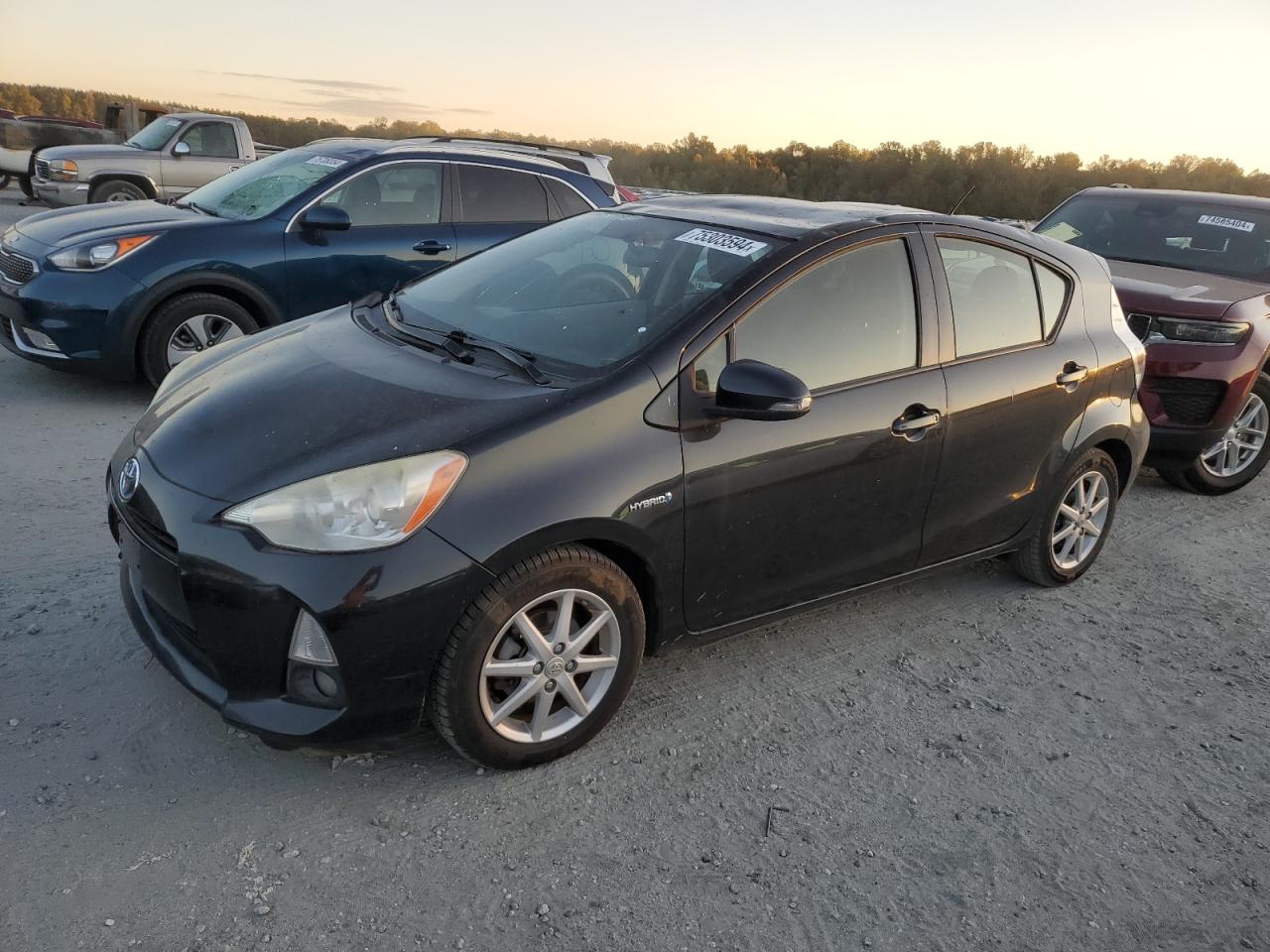 Toyota Prius C 2013 NHP10L