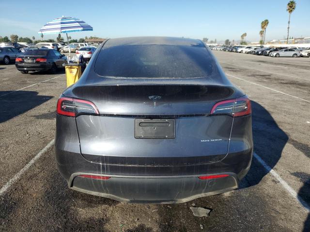 2024 TESLA MODEL Y 7SAYGDEE3RA236473