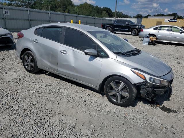 VIN 3KPFK4A76JE232182 2018 KIA Forte, LX no.4