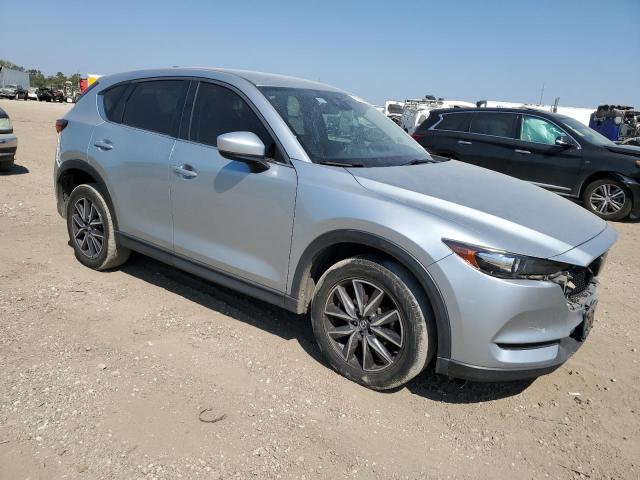 VIN JM3KFBCM6J0369164 2018 Mazda CX-5, Touring no.4