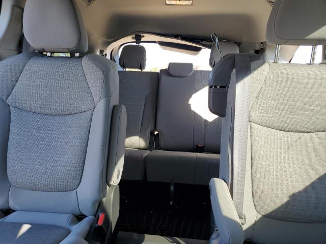 2022 TOYOTA SIENNA LE - 5TDBSKFCXNS070139