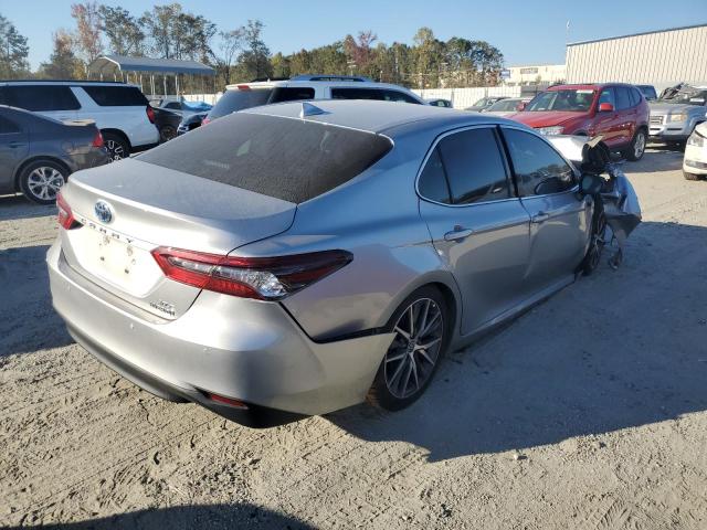 2022 TOYOTA CAMRY XLE - 4T1F31AK8NU577233
