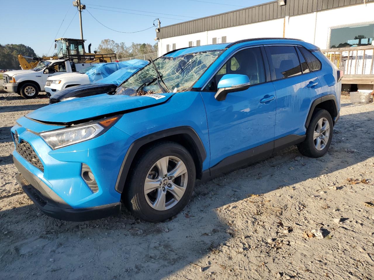 Lot #2938030302 2020 TOYOTA RAV4 XLE