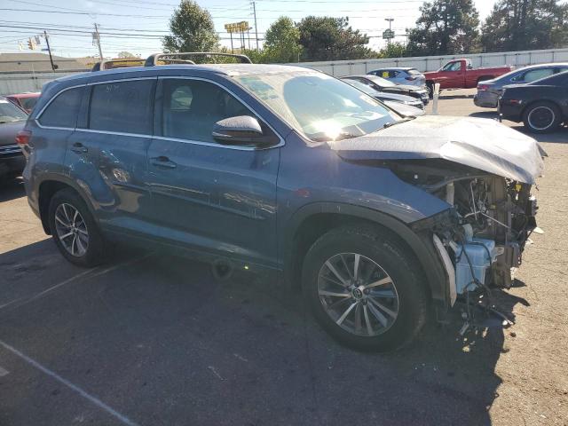 VIN 5TDJZRFH5JS846571 2018 Toyota Highlander, SE no.4