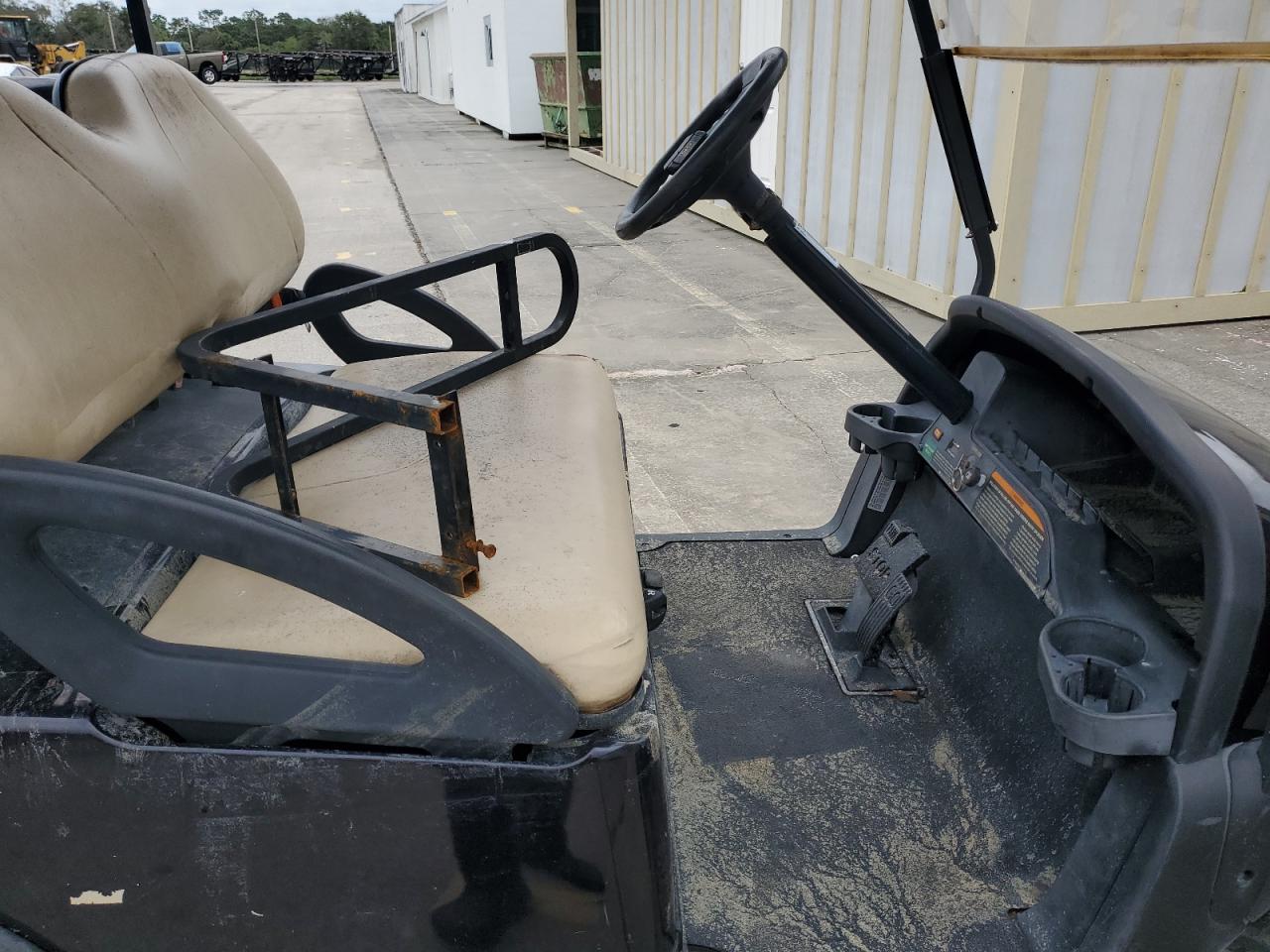 Lot #2947714318 2014 CLUB GOLF CART