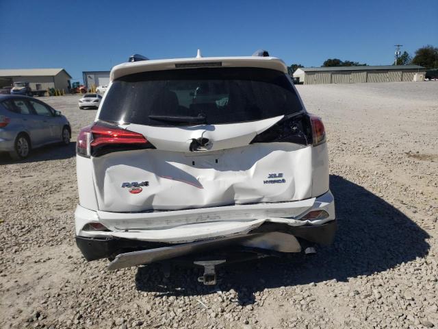 VIN JTMRJREV3JD244068 2018 Toyota RAV4, LE no.6