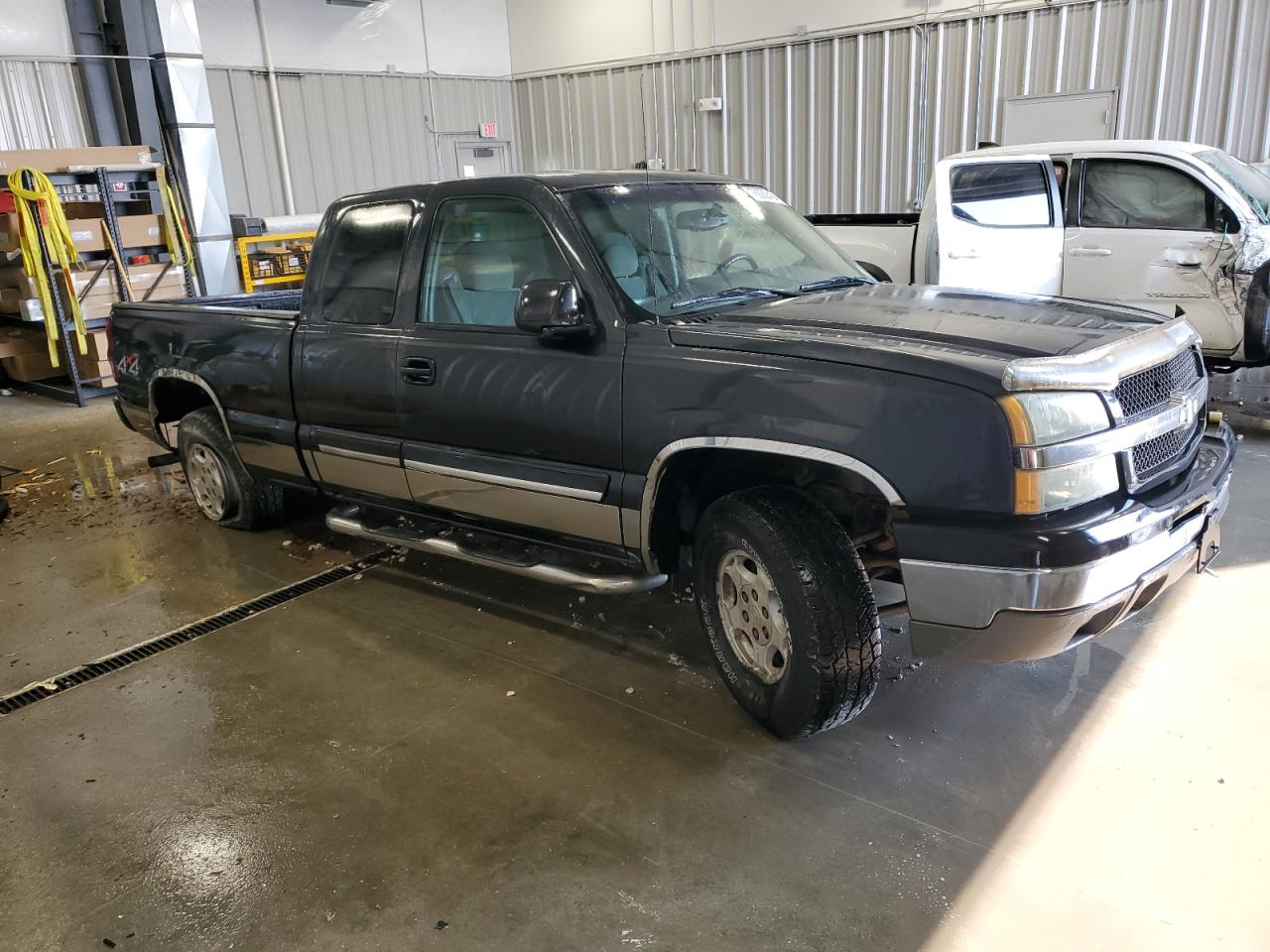 Lot #2981500617 2003 CHEVROLET SILVERADO