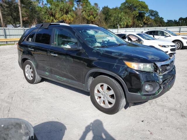 VIN 5XYKT3A68DG412784 2013 KIA Sorento, LX no.4