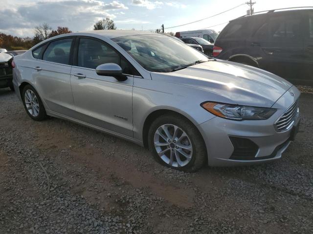 2019 FORD FUSION SE - 3FA6P0LUXKR212367