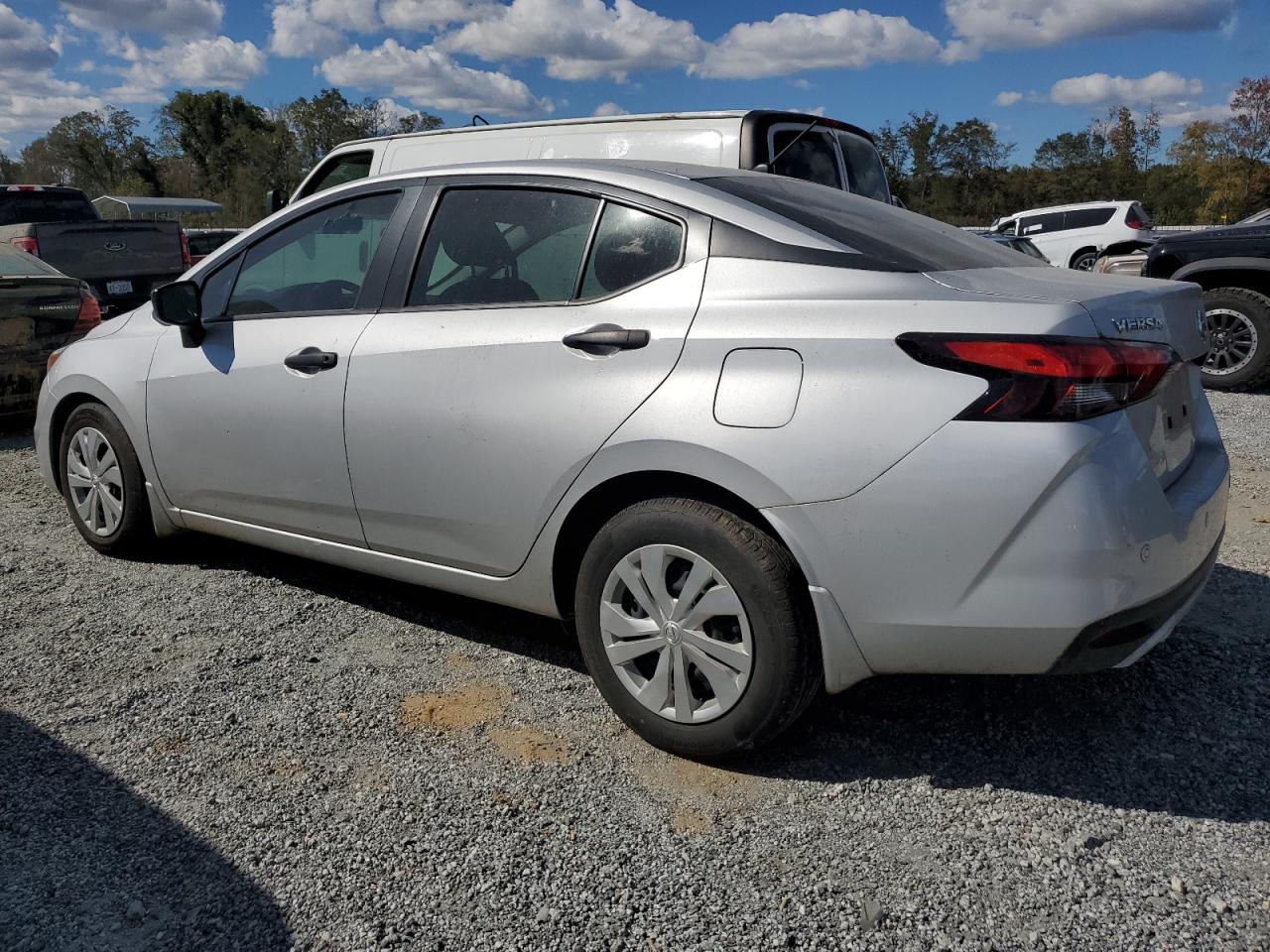 Lot #2952705171 2022 NISSAN VERSA S