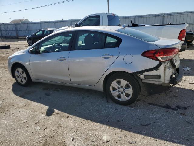 VIN 3KPFK4A72JE218795 2018 KIA FORTE no.2