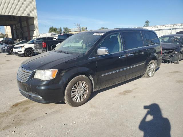 VIN 2C4RC1GGXFR506294 2015 Chrysler Town and Countr... no.1