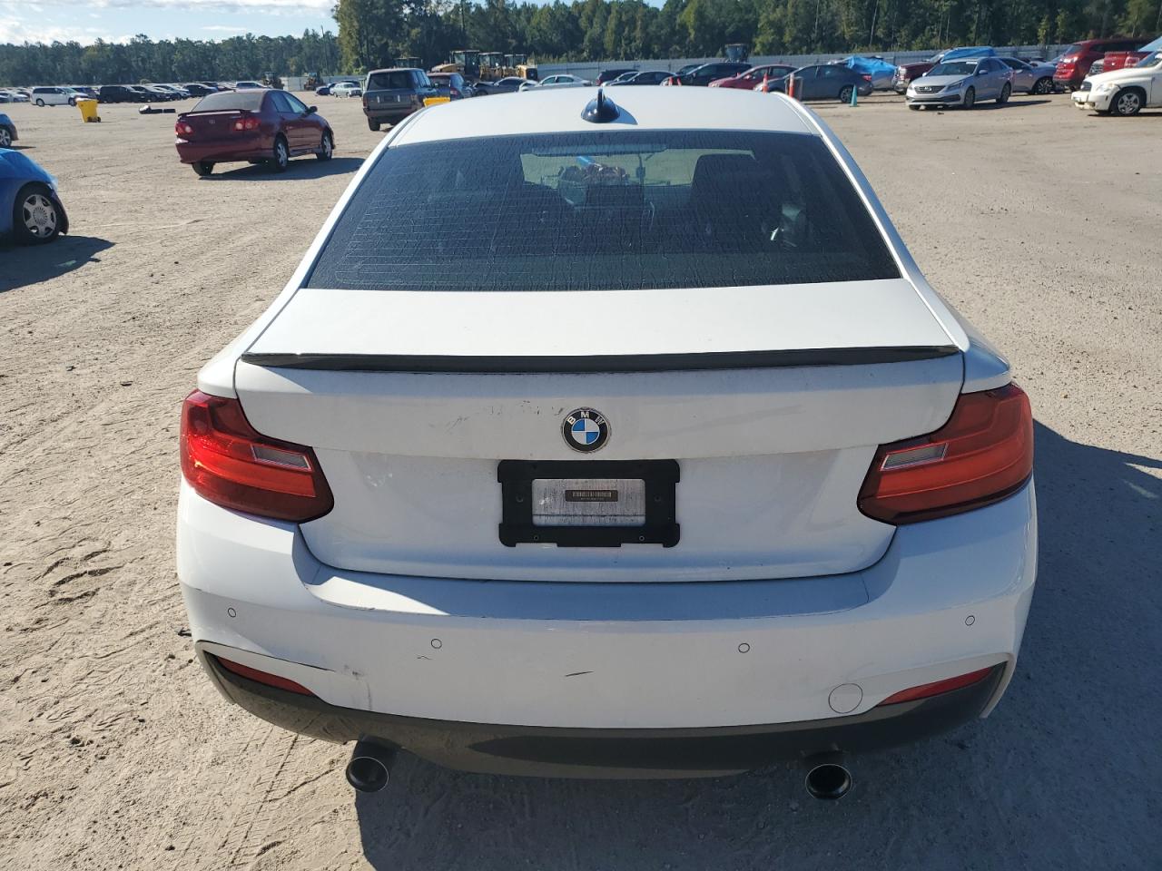 Lot #2904926146 2016 BMW M235XI