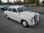 MERCEDES-BENZ 190 photo