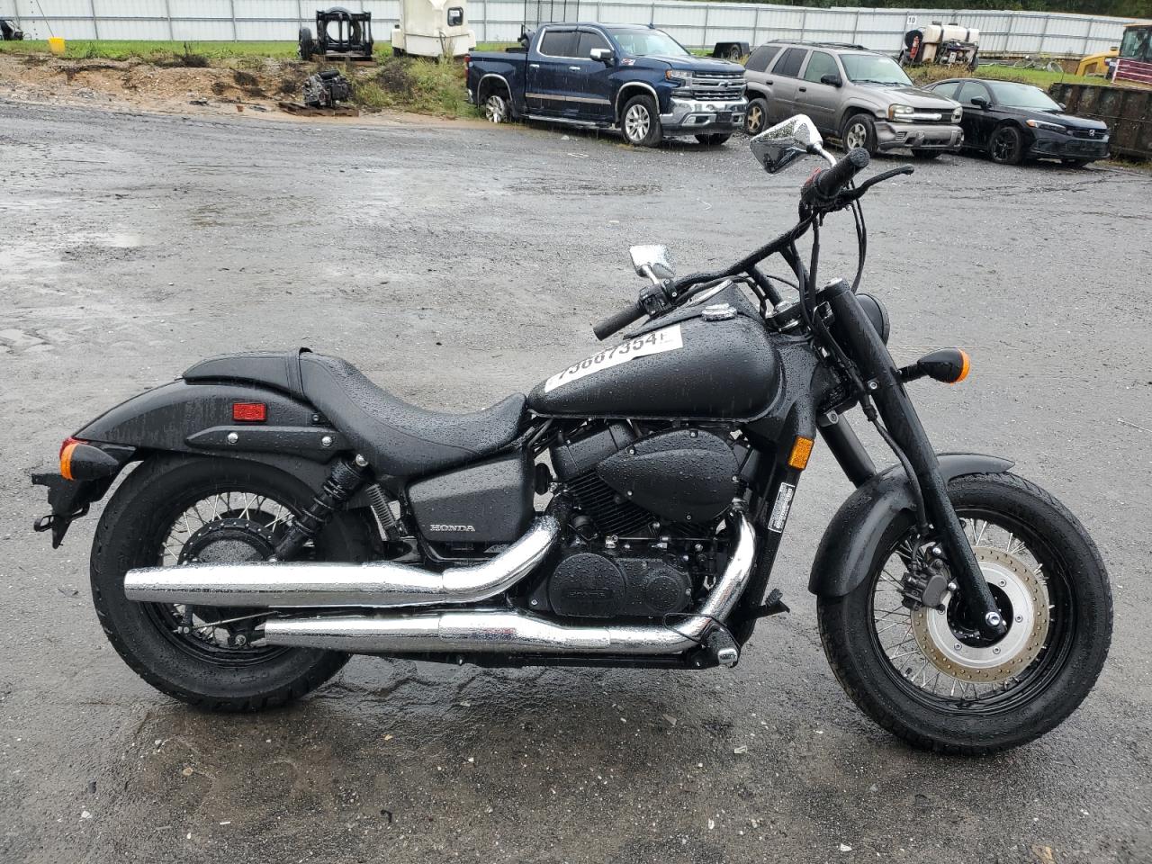 Honda VT750 (Shadow Phantom) 2018 C2B