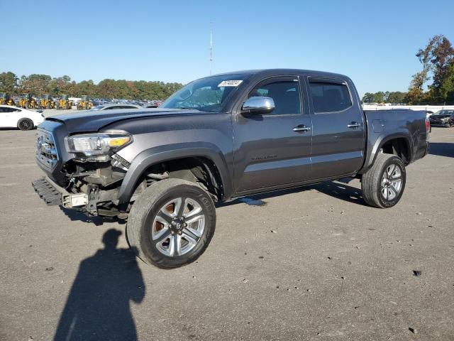 VIN 5TFGZ5AN3HX066749 2017 Toyota Tacoma, Double Cab no.1