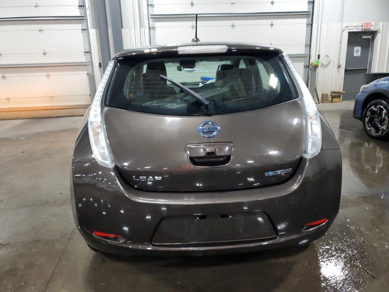 Lot #2888567353 2016 NISSAN LEAF SV