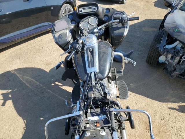 2011 HARLEY-DAVIDSON FLTRU - 1HD1KGM17BB634177
