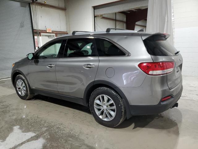 VIN 5XYPGDA35JG395377 2018 KIA Sorento, LX no.2