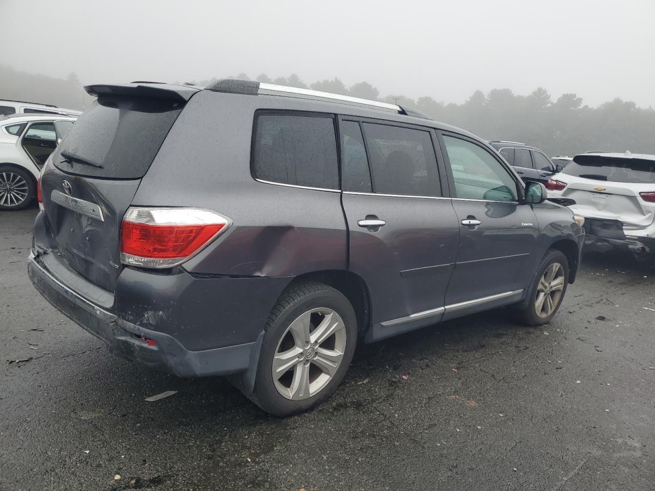 Lot #2925972224 2012 TOYOTA HIGHLANDER