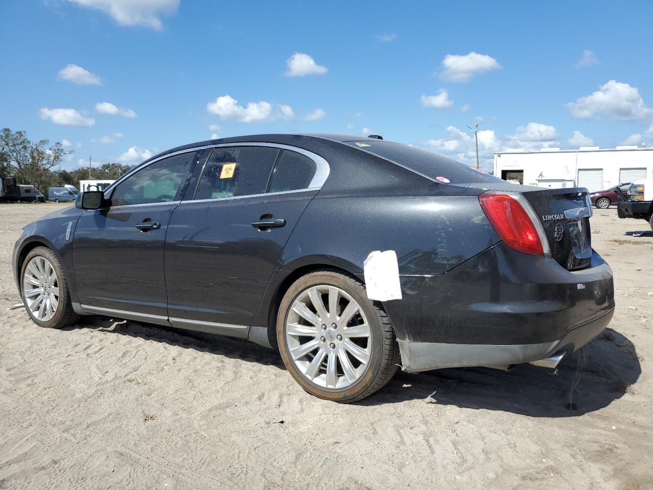 Lot #3022956121 2010 LINCOLN MKS