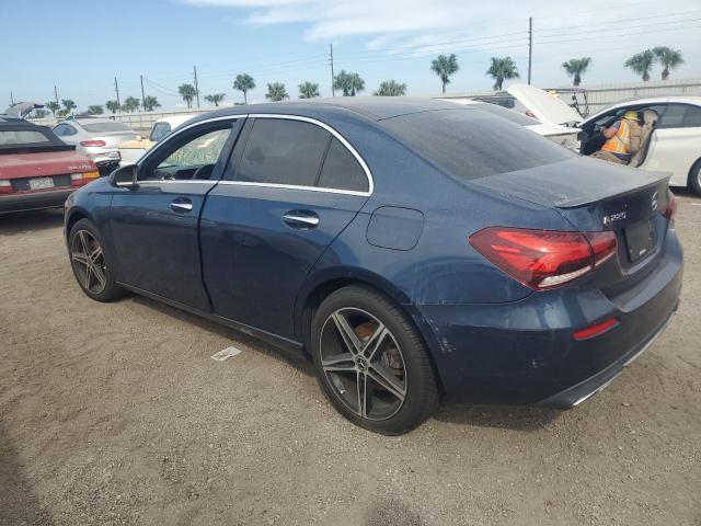 VIN WDD3G4EB7KW028295 2019 MERCEDES-BENZ A-CLASS no.2