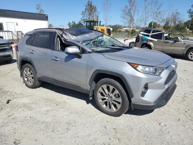 VIN JTMC1RFVXKD007714 2019 Toyota RAV4, Xle Premium no.4