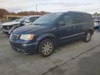 CHRYSLER TOWN & COU photo