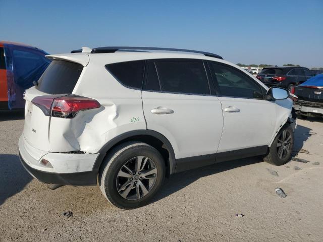 VIN JTMWFREV5JD117486 2018 Toyota RAV4, Adventure no.3