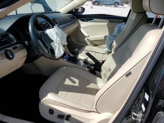 2018 VOLKSWAGEN PASSAT SE - 1VWBA7A33JC043381