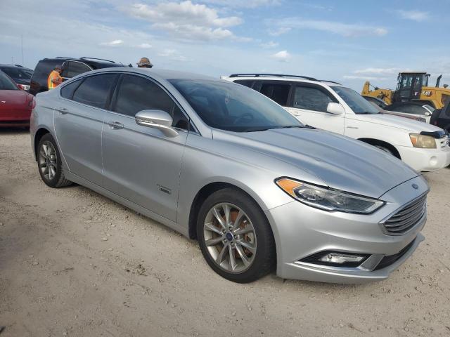 VIN 3FA6P0PU8HR191263 2017 Ford Fusion, Se Phev no.4