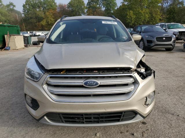 VIN 1FMCU9GDXJUC56425 2018 Ford Escape, SE no.5