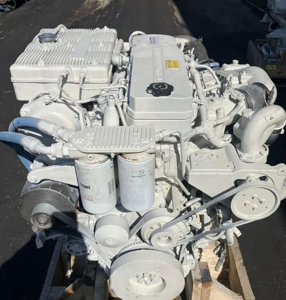 Lot #2935718843 2013 CUMMINS QSB6.7