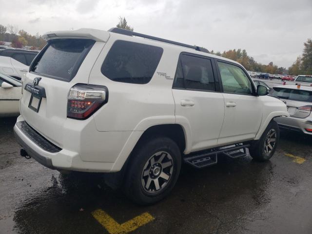 2021 TOYOTA 4RUNNER SR - JTERU5JR2M5841599