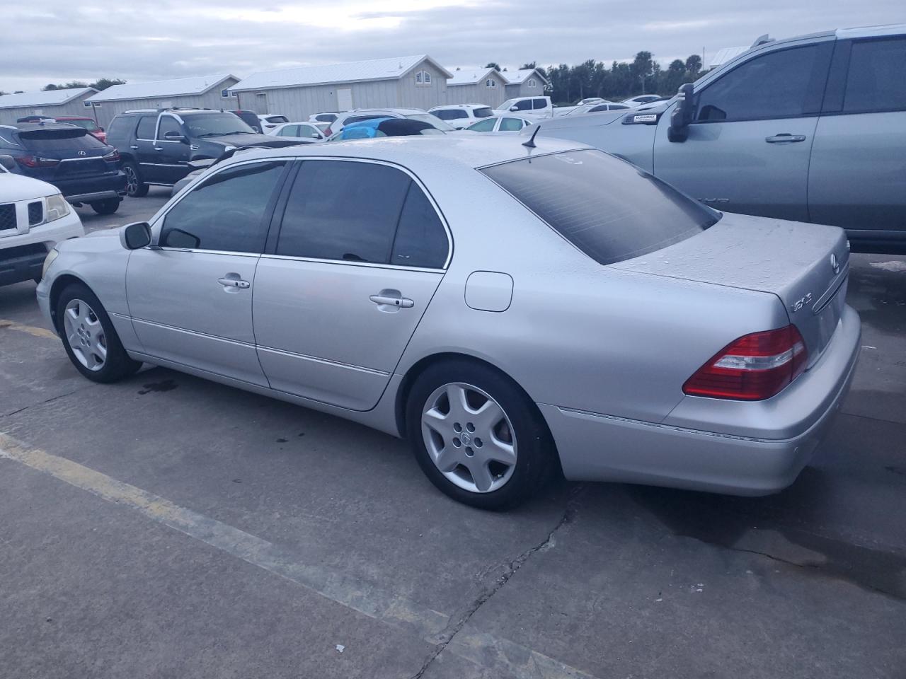 Lot #3029580070 2004 LEXUS LS 430