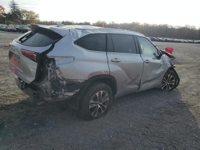 TOYOTA HIGHLANDER 2023 silver  gas 5TDKDRAHXPS014839 photo #4