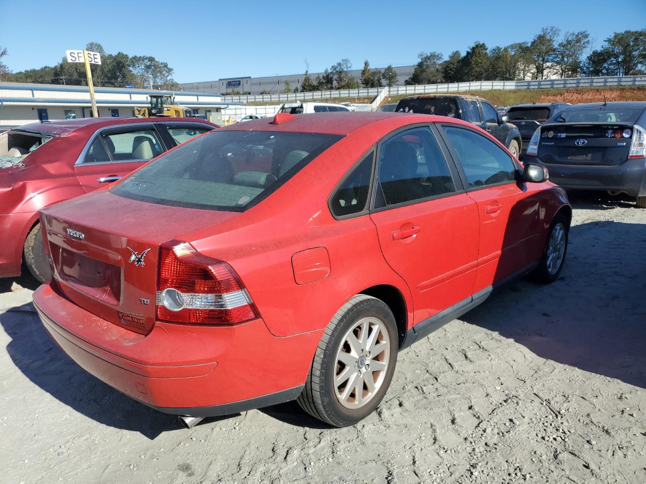 Lot #2970004893 2007 VOLVO S40 T5