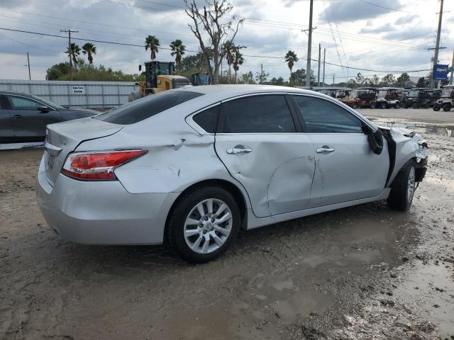Vin: 1n4al3ap4fn906940, lot: 77806204, nissan altima 2.5 20153