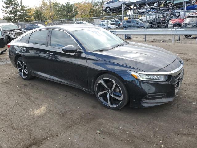 VIN 1HGCV1F1XJA104660 2018 Honda Accord, LX no.4