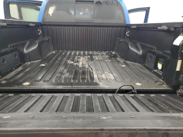 VIN 5TFCZ5ANXHX095583 2017 Toyota Tacoma, Double Cab no.10